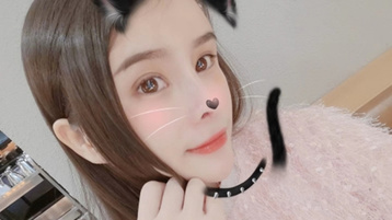 亲身体验深圳漂亮爆乳兼职女小雪自拍流出啪啪、口技胸大无比逼逼很嫩各种玩操喊客人姐夫