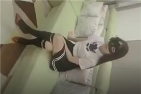 素人性感漂亮的白嫩鄰家學妹制服誘惑