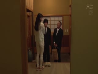 我其实一直被老公上司幹 花音丽