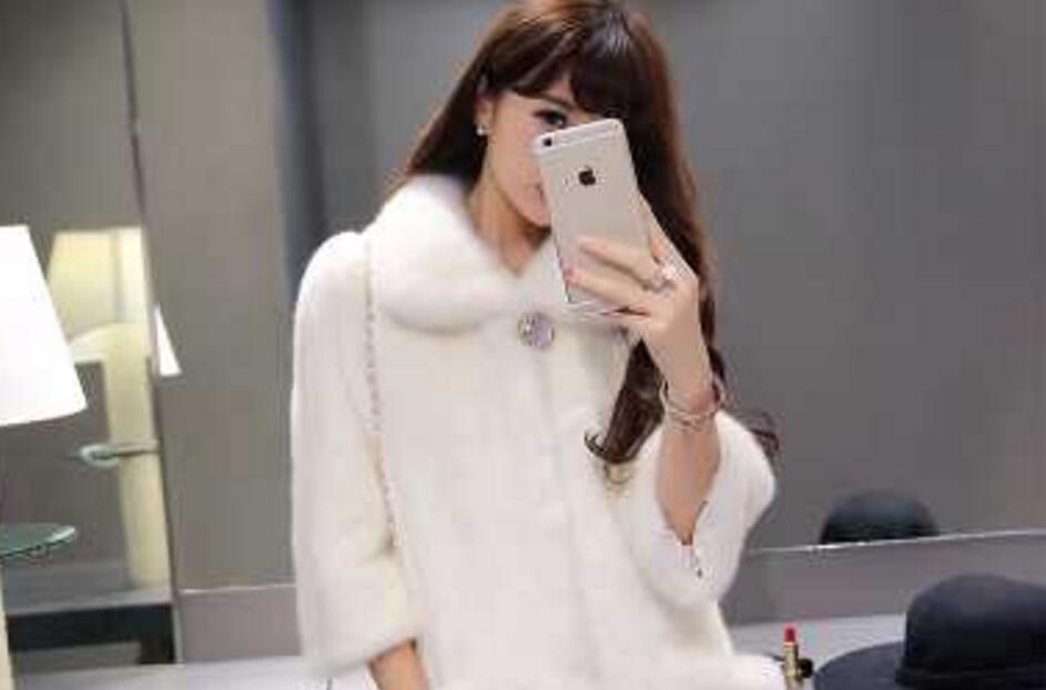 时尚范性感大长腿美女宾馆援交碰到位鸡巴又粗又大的壮男嘴巴含不完女上位只能坐一半这种操法逼逼要被干肿