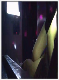 小姐不小心把鸡巴划破了