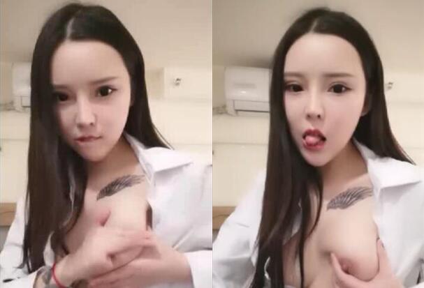 主动求欢的黑丝小婊妹露脸约炮战斗力很猛的小哥小嘴把鸡巴舔干净无套抽插骚逼各种体位爽的直喊爸爸口爆