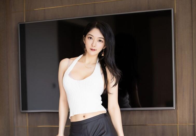 二狗全球探花秒射男搞完猥琐胖男上口交骑乘猛操没几下又射了搞得呻吟娇喘连连非常诱人