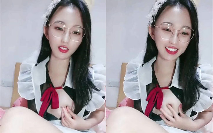 清纯美女小姐姐主播宿舍自慰