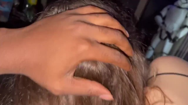 Addison Rae Sextracpe（深喉）（netflix n chill）