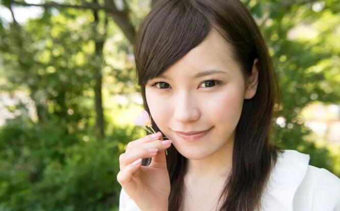 上原志织接吻一个劲地淫口水教师深吻&amp;amp中出做爱