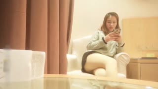 可爱邻家女孩，缺钱只好找我来拿点零花钱了