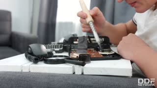 “阿斯蒂  -跟上门维修工性爱