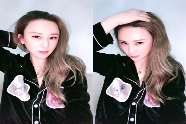 黑丝美腿一字马露脸极度诱惑太骚了