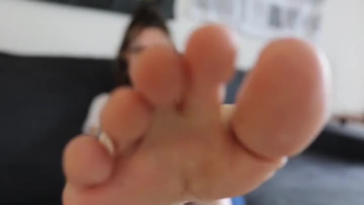 ManyVids - SadbaffoonCum To My Feet Joi Amp Smell Fetish