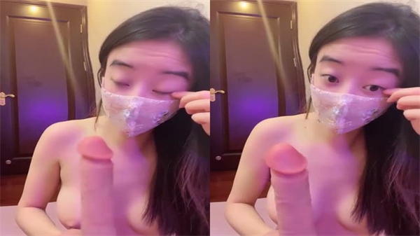 近拍互动撩骚：丰臀巨乳骚货淫声浪语，假屌爆操掰穴高潮实录