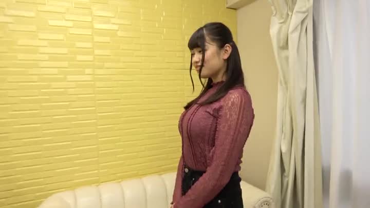 老湿姬无码脱衣躲猫猫被抓到就扒光欢迎光临缝米砂A