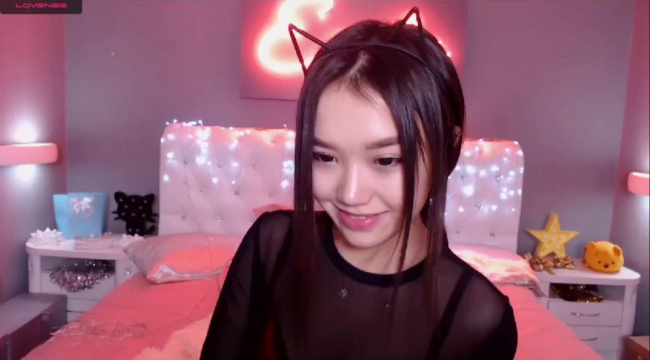 性感韩国黑丝美女主播掰穴特写揉搓呻吟