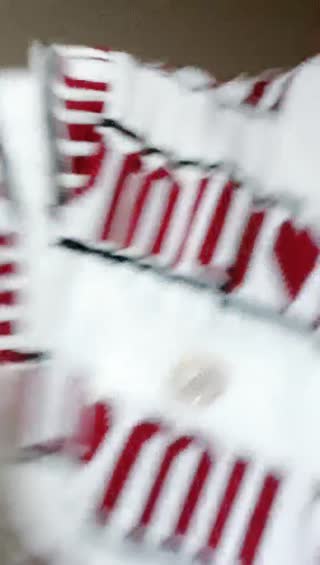 三线嫩模_05-28微信约帅哥