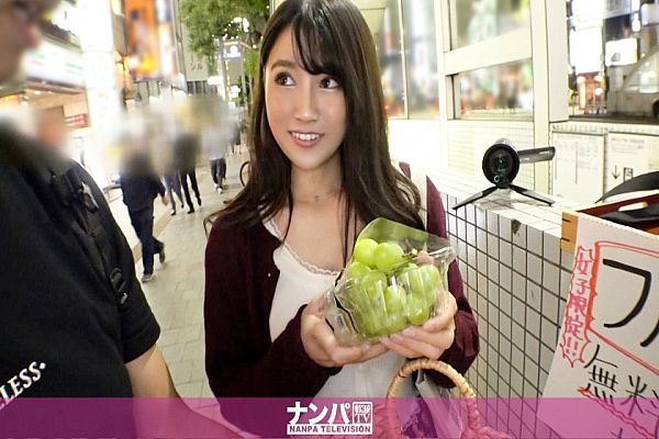 マジ软派、初撮。 1550 実りの秋がやって来た！お果子作り大好き美女を收获！豊満に実ったオッパイに新鲜ドエロボディをもぎたてフレッシュ！ ！性欲の秋に腰が高速でピストンしまくっちゃった