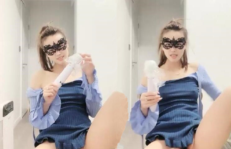 咪咪小仙女高颜值气质美女带面罩自慰张开双腿近距离特写跳蛋塞入毛毛浓密