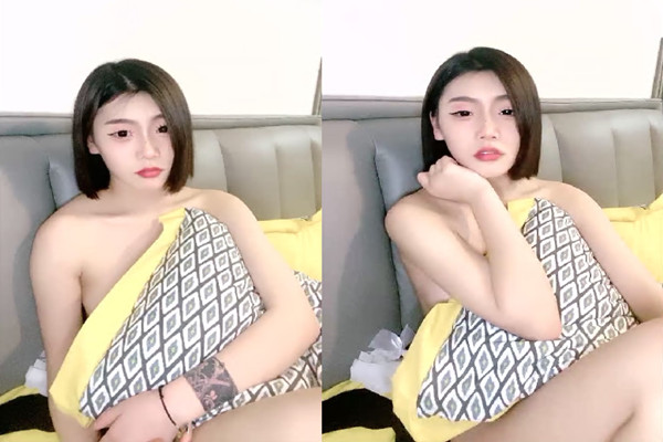 刚播不久白嫩美乳说话文静全裸诱惑翘起美臀对着镜头掰开多毛小穴骚逼还挺粉嫩