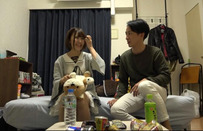 200GANA-171422岁女大学生