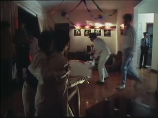 【香港经典三级片】《挡不住的疯情》1。。。.