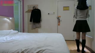 下班后带着公司前台短裙女神酒店约啪 大粗屌爆操女神不停浪叫 苗条身材多姿势大战活儿真好完整版