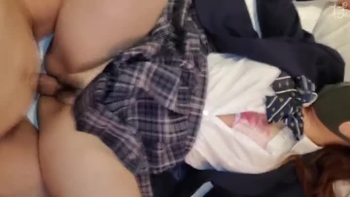 麻豆传媒映画原版色嫂嫂勾引坏叔叔张芸熙