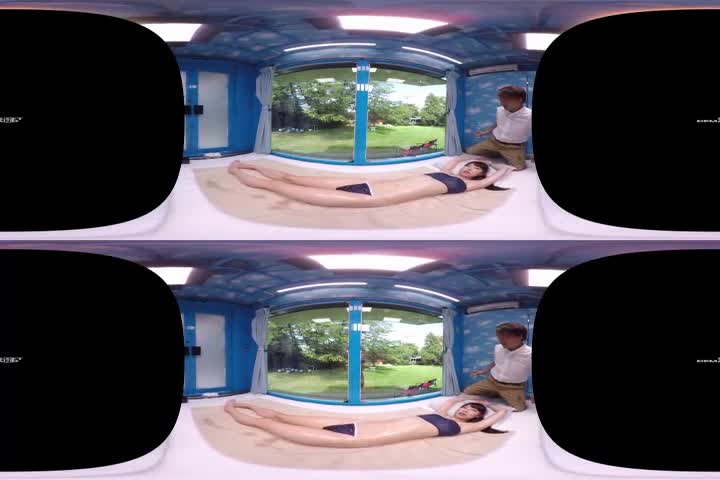 R2VR长尺 爱する彼氏とはミラー越しに30センチ！「カップル限定」マジックミラー号の中で自慢の彼女を「寝とって」3P中出し！