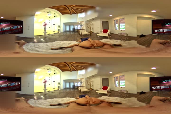 18VR Daisy Lee Loves Fuck In Stockings VR Porn22