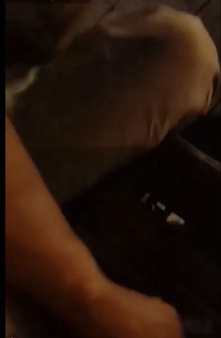 -zipai-白嫩良家型少妇公园勾搭中年大叔到小旅馆啪啪