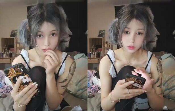 长相甜美短发萌妹子扎两个小辫自慰诱惑性感黑丝假屌骑坐嘴里插振动棒掰穴特写自摸揉搓呻吟