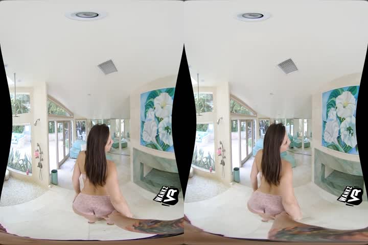 Anny Aurora is a dirty Octoberfest hostess with beer15