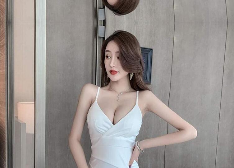 骚货浪女天天干炮包臀裙干材烈火无毛嫩逼真是够上头