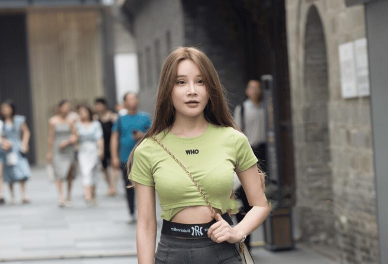 亲嫂子制服丝袜高跟鞋口活淫语偷情做爱骑乘浪叫无套后入美臀不停怼着操高清720P完整版