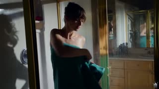 “送货员带来包裹