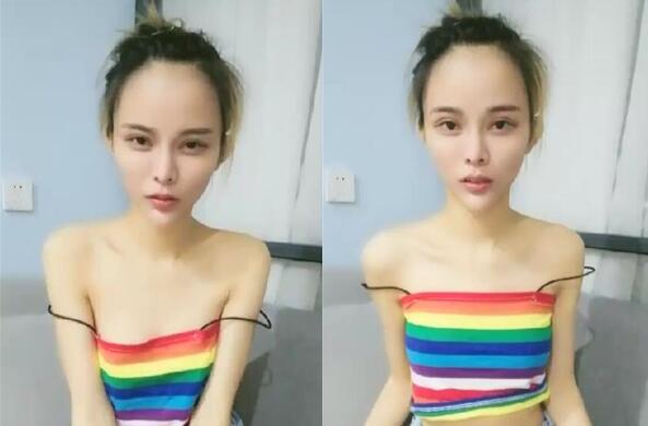 跳蛋塞逼自慰拉扯自摸塞着跳蛋厕所尿尿很是诱惑喜欢不要错过