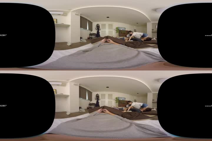 R1カワイイ彼女を连れて朝帰りしてきた同居中の弟!寝ている弟の真横で欲求不満な彼女は仆のチ○ポをしゃぶりだした!こっそり内绪の寝取り中出しセックス