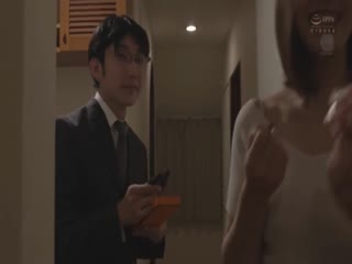 极近距离NTR 无法对没注意到我醒来还继续扭腰的妻子做什么 水野朝阳