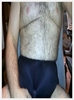 黑色的内裤要手淫