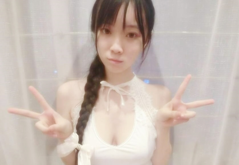 社极品网红少女我是你可爱的小猫之被哥哥把PP打红圆润白嫩爆乳粉嫩美鲍小逼