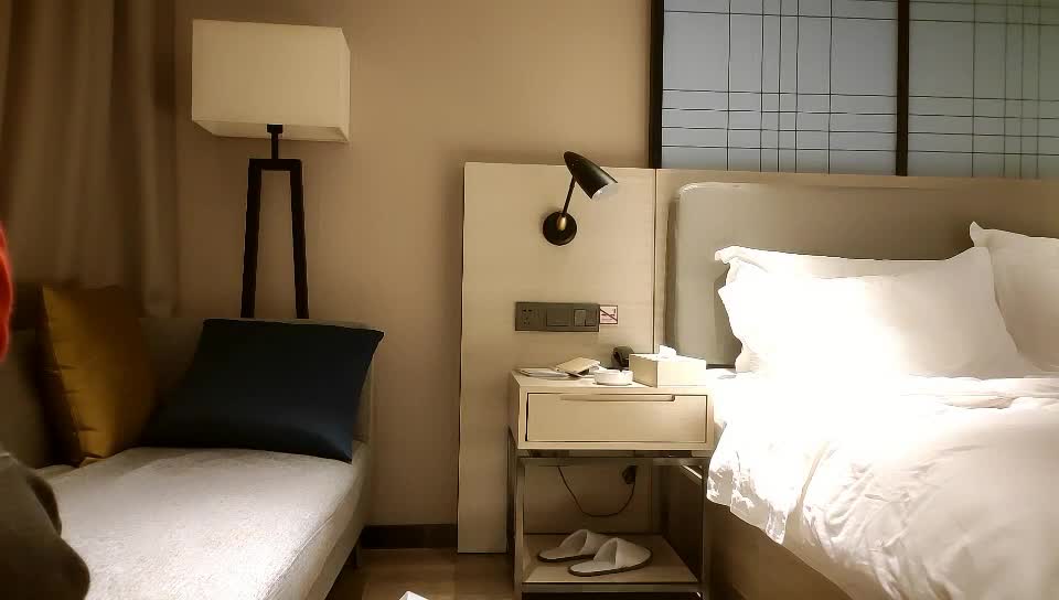 【 太 子 極 品 探 花 】 探 花 大 神 太 子 重 磅 回 歸 ， 首 秀 險 象 環 生 ， 極 品 外 圍 女 神 ， 美 乳 翹 臀 ， 機 警 過 人 嚇 夠 嗆