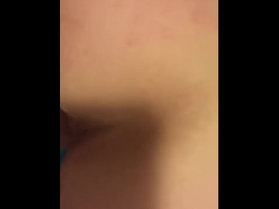 Tinder青少年喷射并喜欢它