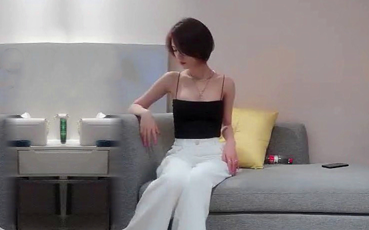 太子探花极品短发御姐