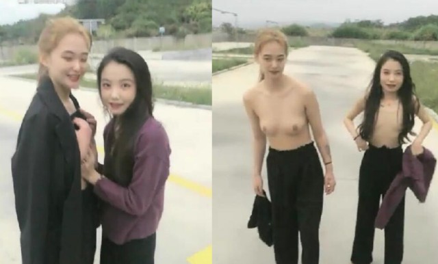 骚劲小妖精户外车后座拨开内裤露逼下车脱光光口交啪啪抱起来干很是诱惑喜欢不要错过