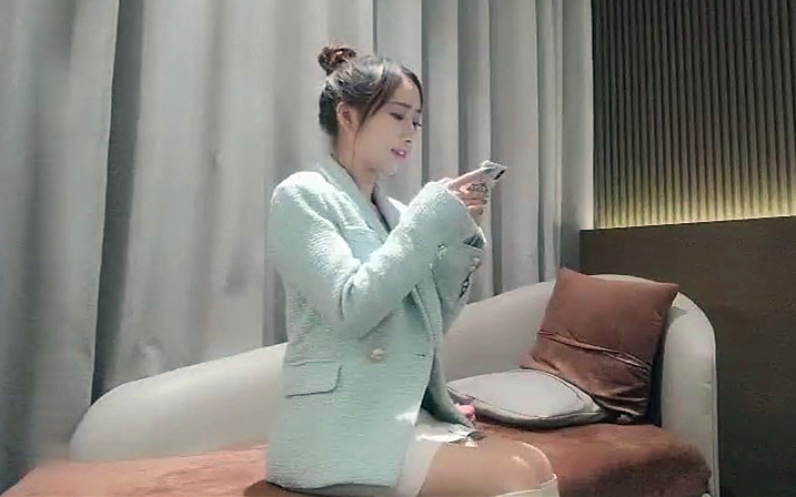 小宝寻花又一清纯美女惨遭小宝祸害