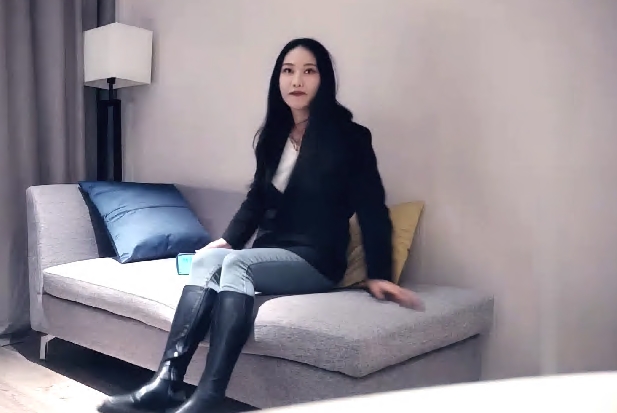 顶级蜜桃美臀高端外围美女腰细胸大身材一流舔屌扣穴妹子一脸享受我要死了太爽了操到高潮呼吸急促爽翻了