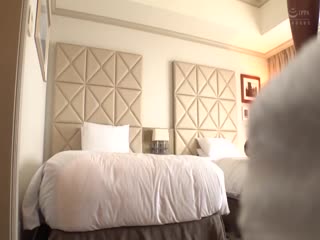 KFNE-025_A清楚な保育士さんからヤリマンビッチなギャルにキャバ嬢までスパプールで