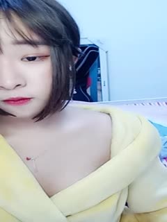 年轻漂亮嫩妹主播1219一多自慰大秀长得清纯自慰插穴很是诱人