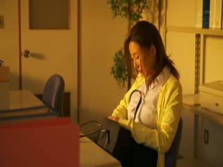 曾经的文学少女松下纱荣子成为国语老师后陷入了无法自拔的事情