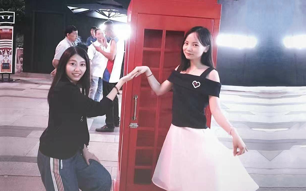 广州胡菲夫妇新婚蜜月酒店梅开二度颈射内射娇羞美人